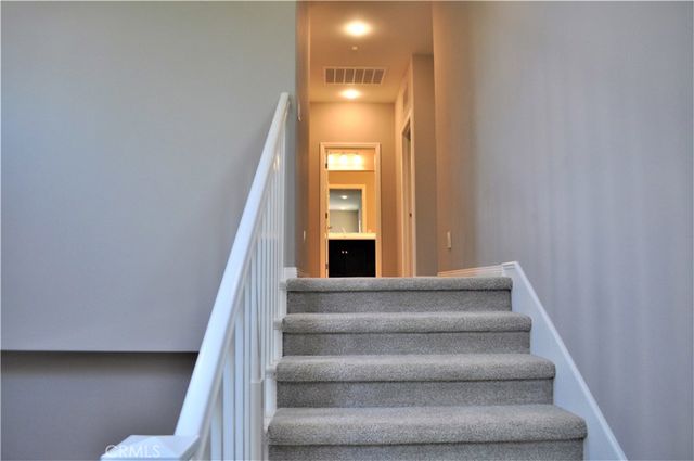 21 Norwich, Irvine, CA 92620