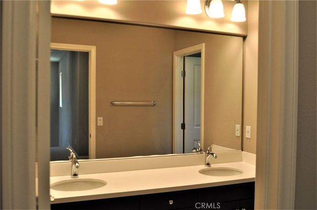 21 Norwich, Irvine, CA 92620