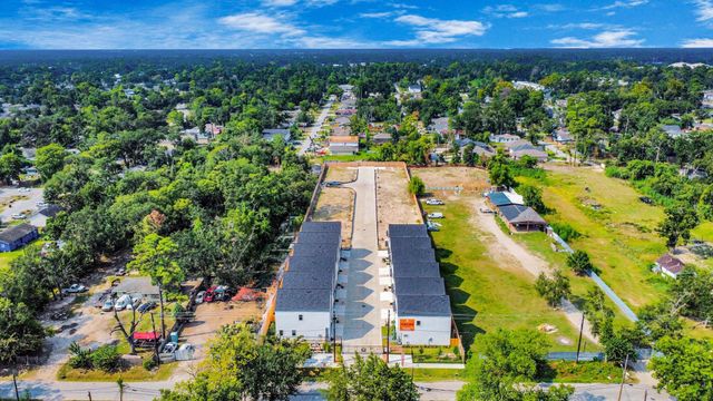 6514 Old Olive Tree Drive, Houston, TX 77091