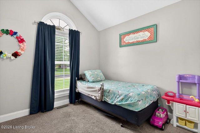 417 New Christman Ln, Shepherdsville, KY 40165