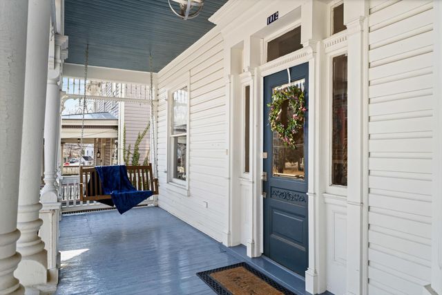 1012 W BEVERLEY ST, Staunton, VA 24401