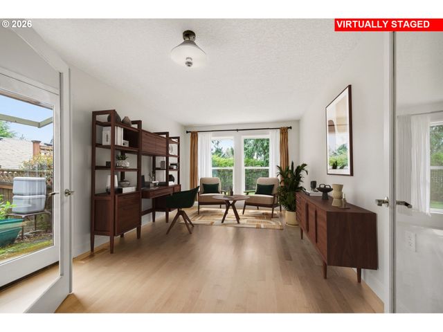 5019 Sw SWEENEY St, Portland, OR 97221