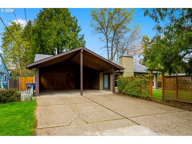 5019 Sw SWEENEY St, Portland, OR 97221