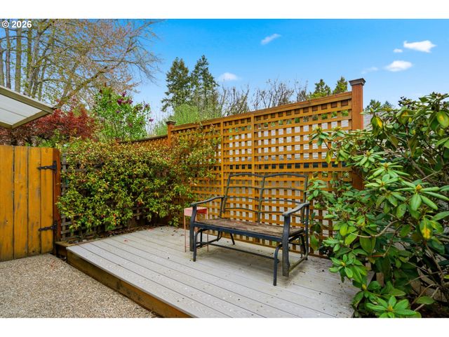 5019 Sw SWEENEY St, Portland, OR 97221