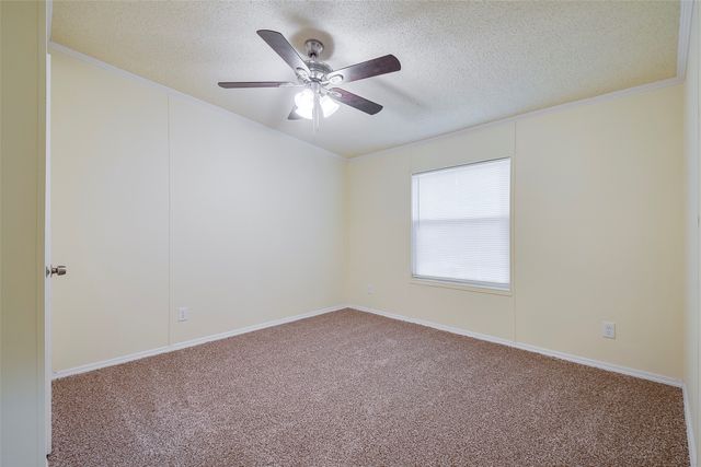 201 W Elm Drive, Murchison, TX 75778