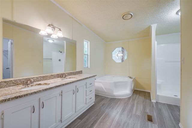 201 W Elm Drive, Murchison, TX 75778