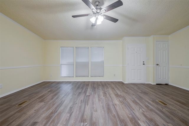 201 W Elm Drive, Murchison, TX 75778