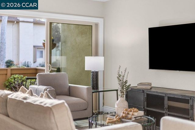 1877 POMAR WAY, Walnut Creek, CA 94598