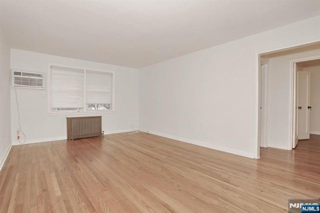 26-19 Fair Lawn Avenue E, Fair Lawn, NJ 07410