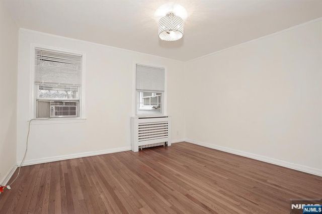 26-19 Fair Lawn Avenue E, Fair Lawn, NJ 07410