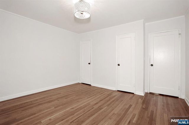 26-19 Fair Lawn Avenue E, Fair Lawn, NJ 07410