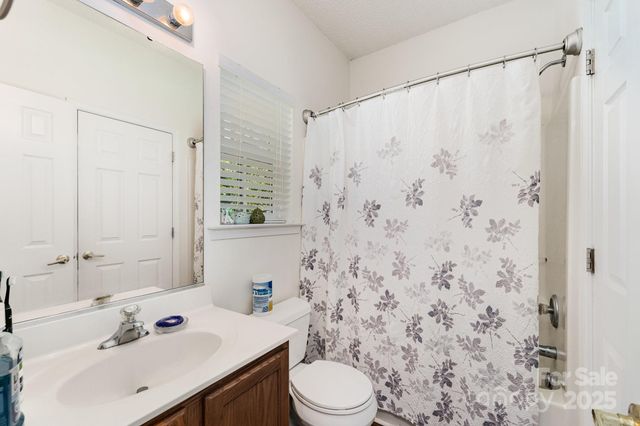 520 Grantham Lane, Charlotte, NC 28262