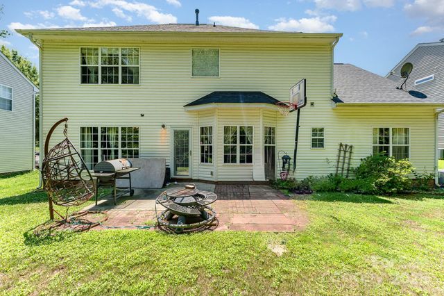 520 Grantham Lane, Charlotte, NC 28262