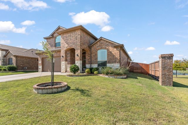 1202 Burlingame Drive, Cleburne, TX 76033