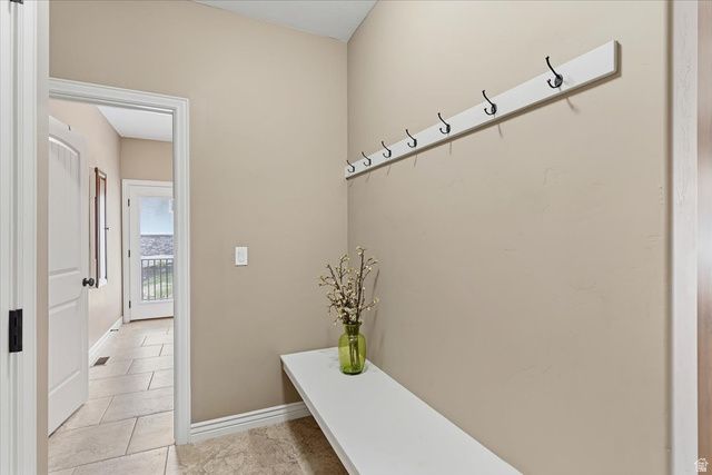 2273 E 8300 S, South Weber, UT 84405