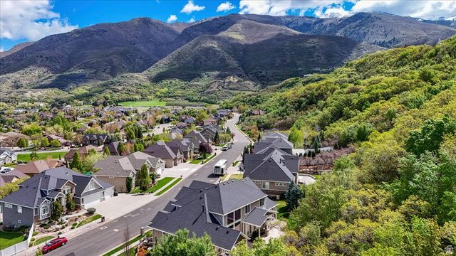 2273 E 8300 S, South Weber, UT 84405