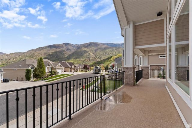 2273 E 8300 S, South Weber, UT 84405