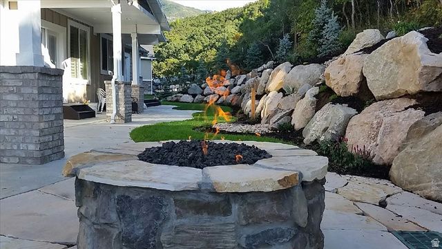 2273 E 8300 S, South Weber, UT 84405