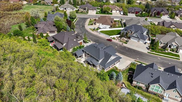 2273 E 8300 S, South Weber, UT 84405