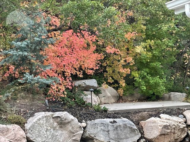 2273 E 8300 S, South Weber, UT 84405