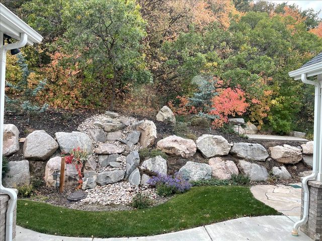 2273 E 8300 S, South Weber, UT 84405