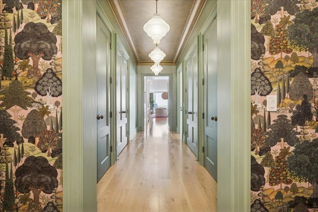 9 W Walton Street 2202, Chicago, IL 60610