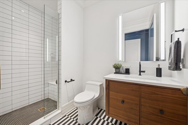 9 W Walton Street 2202, Chicago, IL 60610