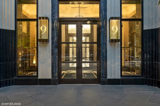 9 W Walton Street 2202, Chicago, IL 60610