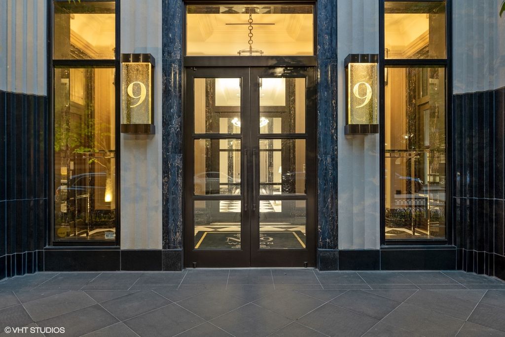 9 W Walton Street 2202, Chicago, IL 60610