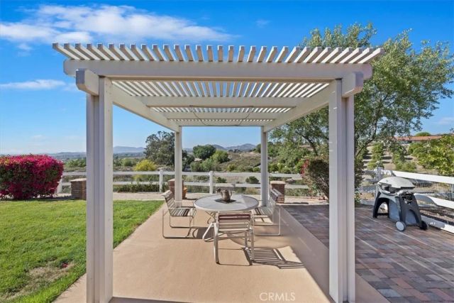 40951 PARADO DEL SOL DR, Temecula, CA 92592