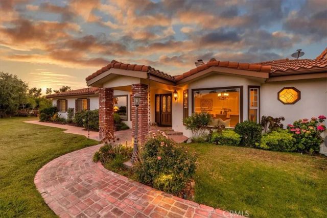 40951 PARADO DEL SOL DR, Temecula, CA 92592