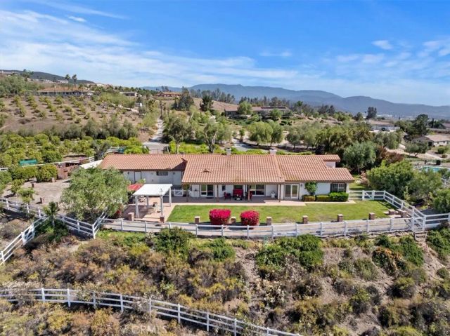 40951 PARADO DEL SOL DR, Temecula, CA 92592