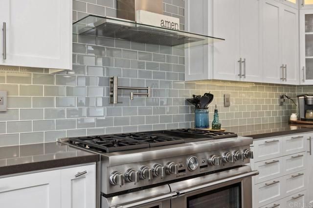 7064 Cordgrass Court, Carlsbad, CA 92011