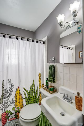 414 Norfolk Avenue, Lynchburg, VA 24503