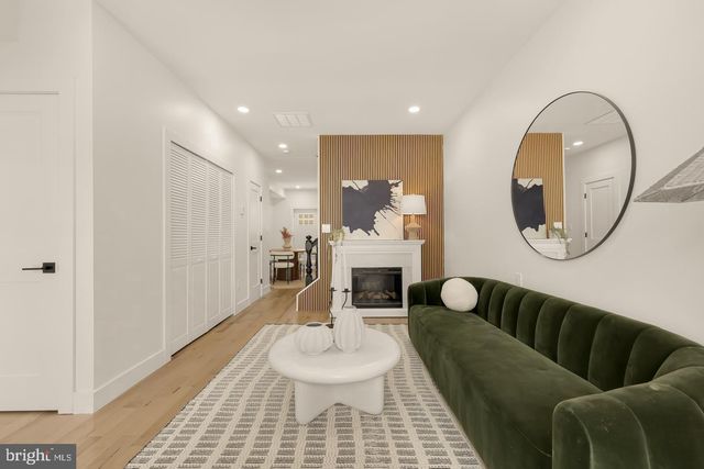 344 ELM ST NW, Washington, DC 20001