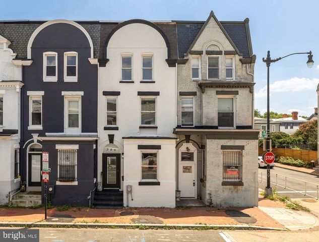 344 ELM ST NW, Washington, DC 20001