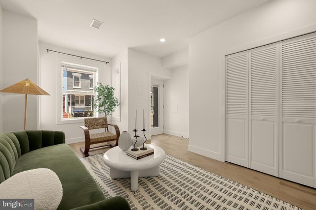344 ELM ST NW, Washington, DC 20001