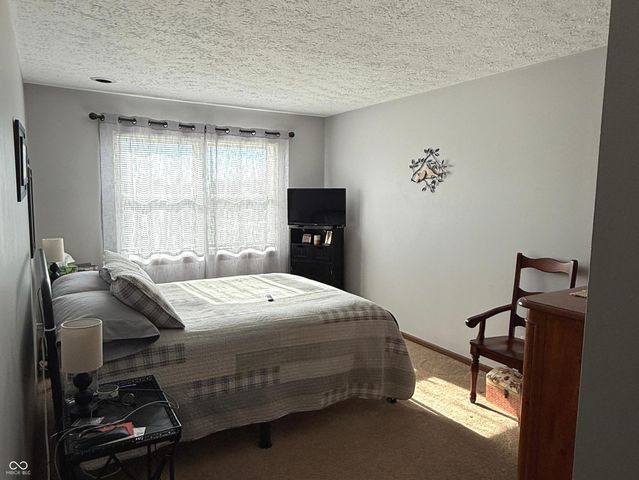 1204 Paradise Way N B, Greenwood, IN 46143