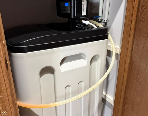 1204 Paradise Way N B, Greenwood, IN 46143