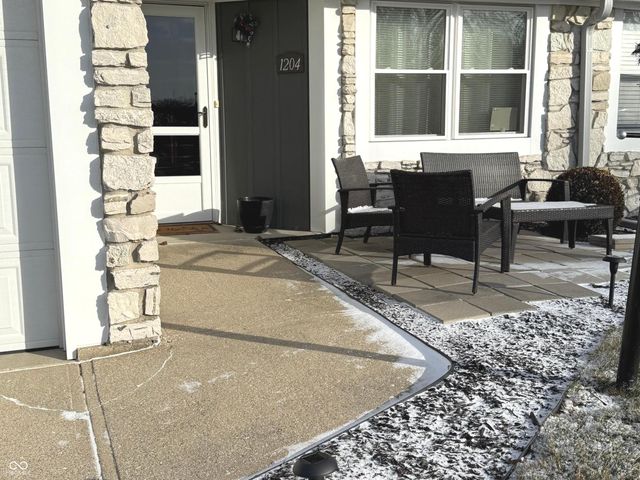 1204 Paradise Way N B, Greenwood, IN 46143