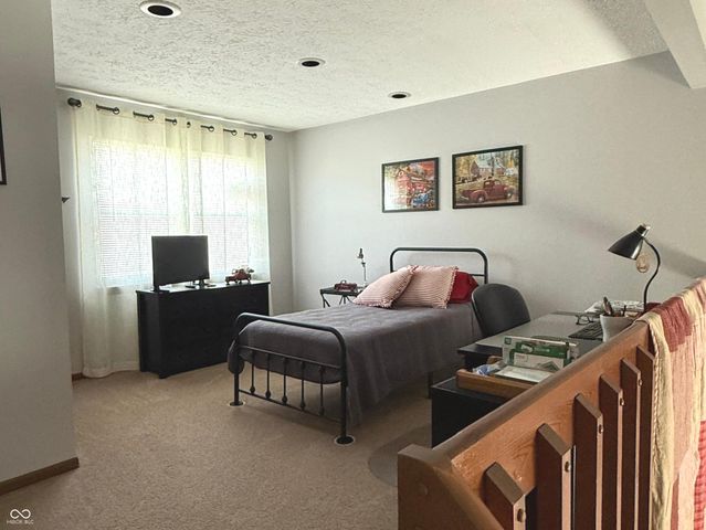 1204 Paradise Way N B, Greenwood, IN 46143