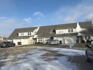 1204 Paradise Way N B, Greenwood, IN 46143