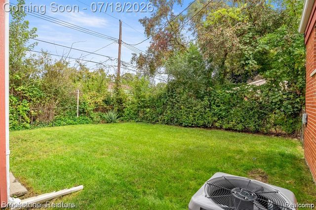 32624 Windsor Street, Garden City, MI 48135