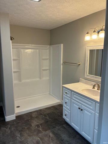 333 S 12th Street, Vincennes, IN 47591