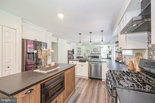482 HERMAN DR, Franklinville, NJ 08322