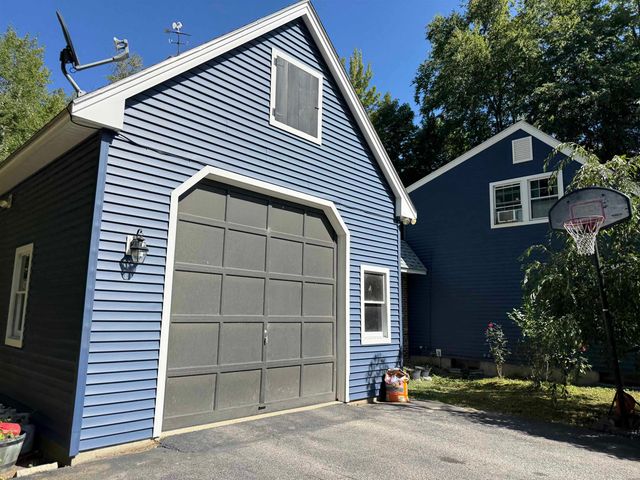 74 Robbins Road, Wilton, NH 03086