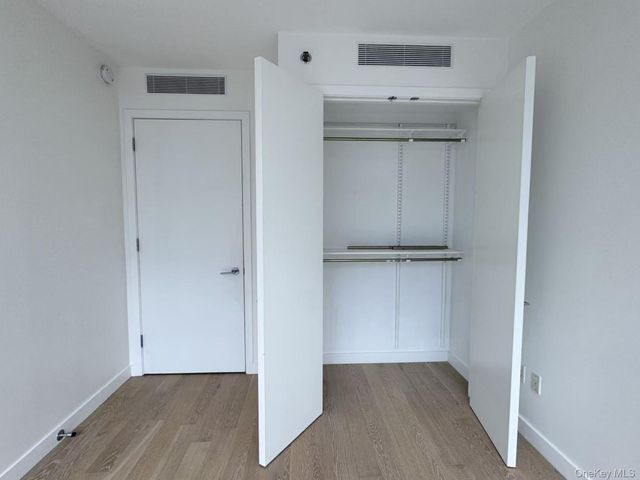 13437 35th Avenue 11K, Flushing, NY 11354