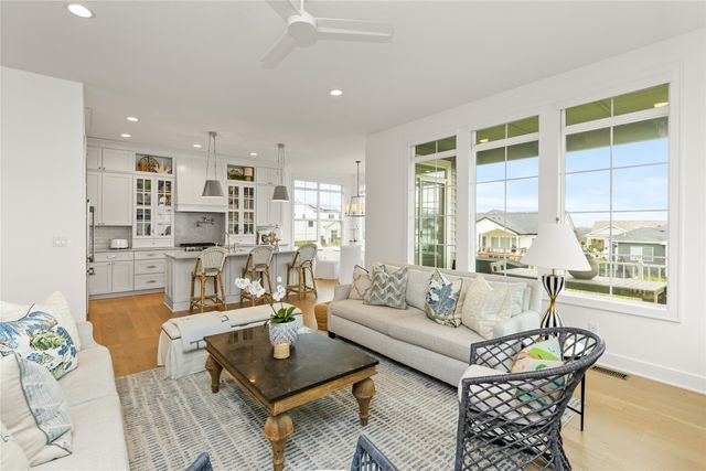 720 Daybreak Drive, Waukee, IA 50263