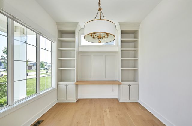 720 Daybreak Drive, Waukee, IA 50263