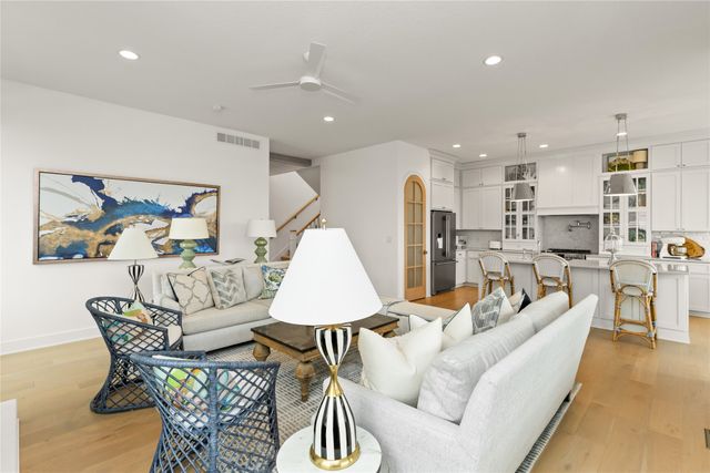 720 Daybreak Drive, Waukee, IA 50263